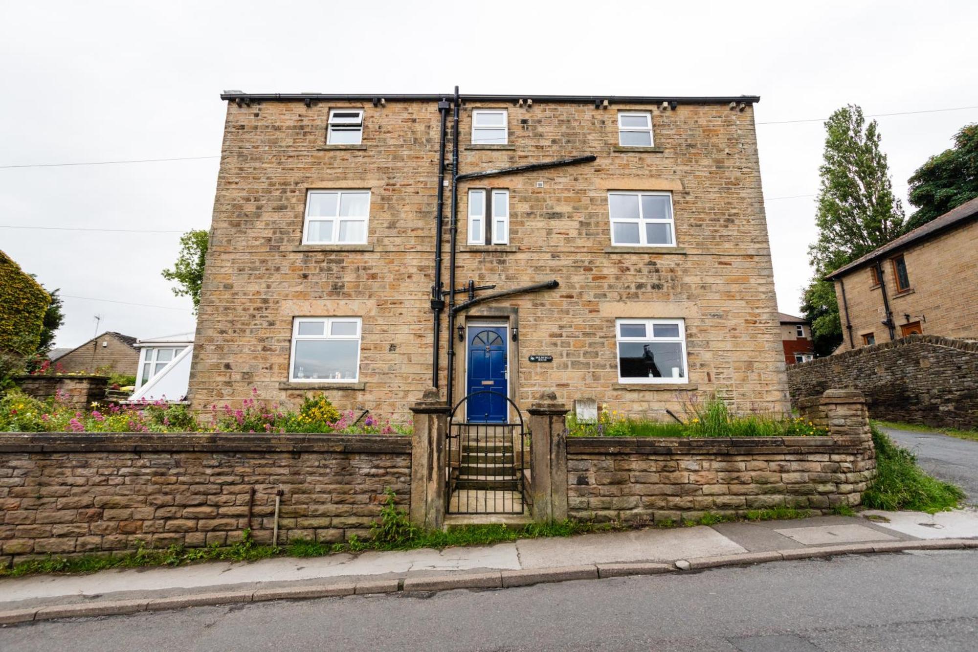 فيلا Holmfield House Clayton West المظهر الخارجي الصورة